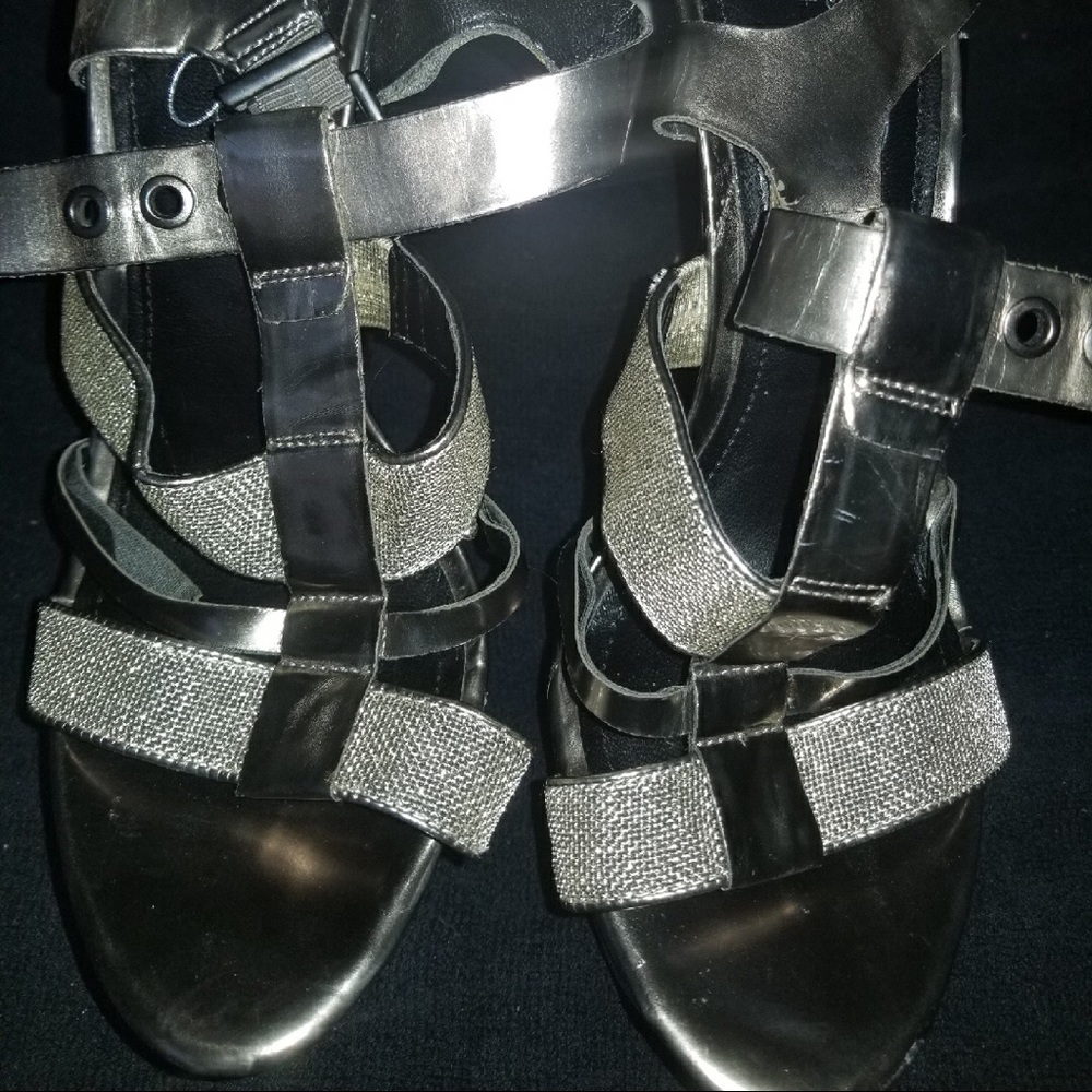 Seductive Stilettos! - image 2